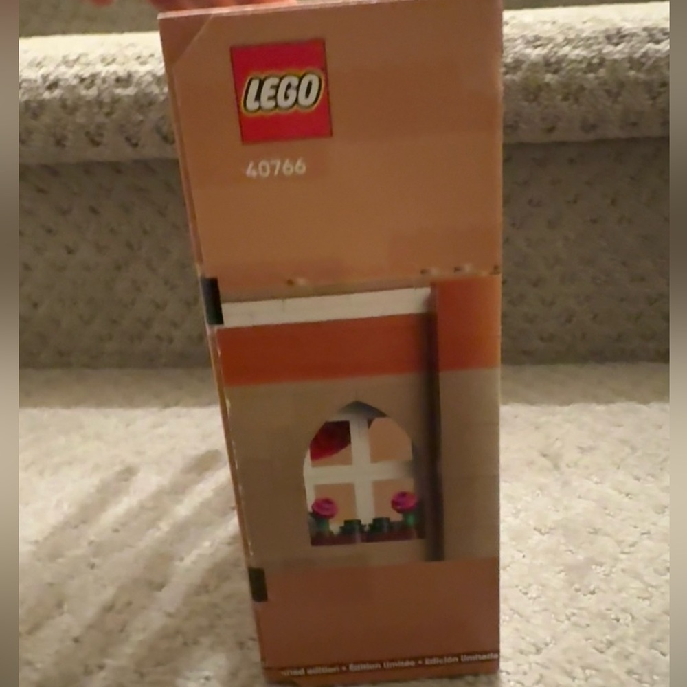 Tribute to Jane Austen’s Books Lego set! - Picture 4 of 5
